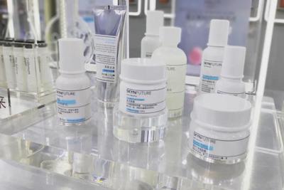 肌膚未來攜科學定制新品亮相美博會，以技術驅動重塑線下渠道新生態